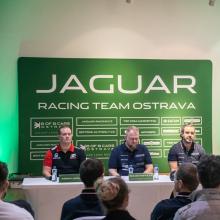 1709382294erikciganek-jaguar-racing-team-ostrava-b-of-b-cars-tiskova-konference-1.jpg