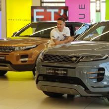 1550493959fcb-evoque2.jpg