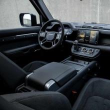 1614259268land-rover-defender-v8-b-of-b-cars-ostrava-4.jpg