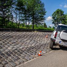 1658215222b-of-b-cars-jaguar-land-rover-ostrava-on-offroad-event-koprivnice-2.jpg