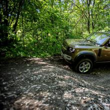 1658215287b-of-b-cars-jaguar-land-rover-ostrava-on-offroad-event-koprivnice-35.jpg