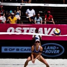 1687164489ostrava-beach-pro-2023-b-of-b-cars-lannd-rover-25.jpg