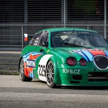 1709197448jaguar-racing-team-b-of-b-cars-ostrava-8.jpg