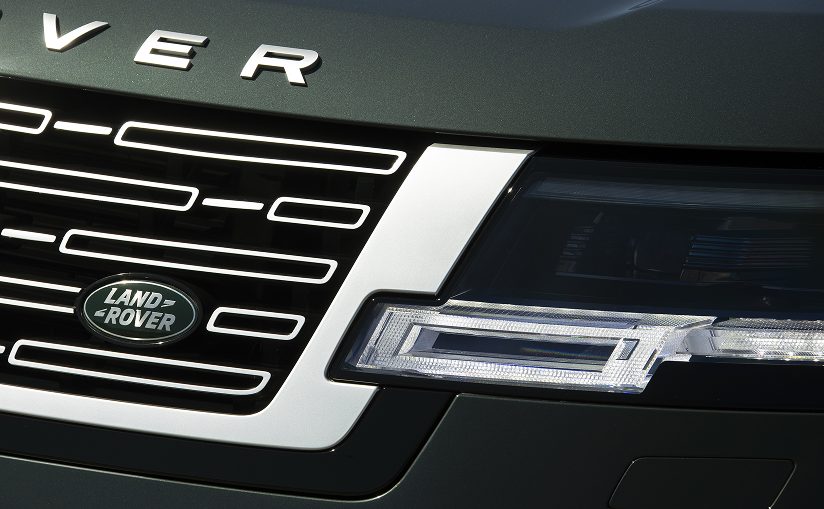 Detail masky Range Rover