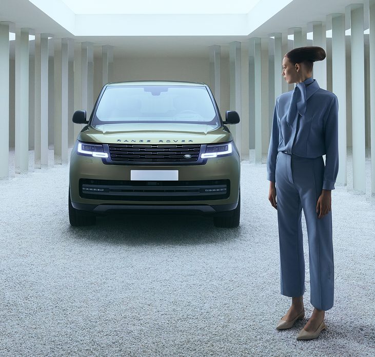Range Rover zepředu